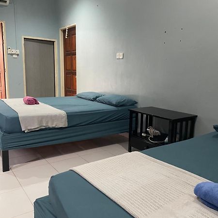 Hj Hassan Guest House- Studio Unit Kuala Terengganu Ngoại thất bức ảnh